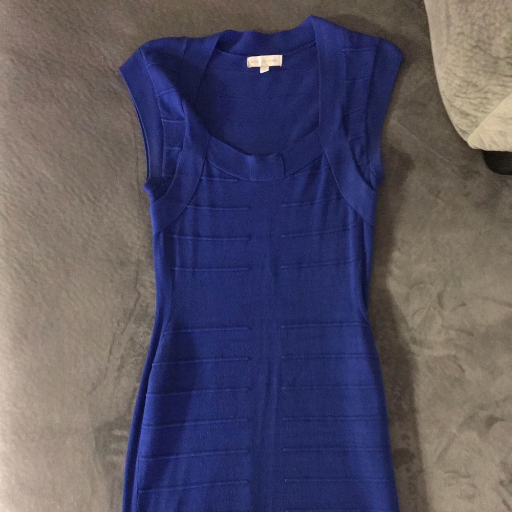 Nicki Minaj blue dress